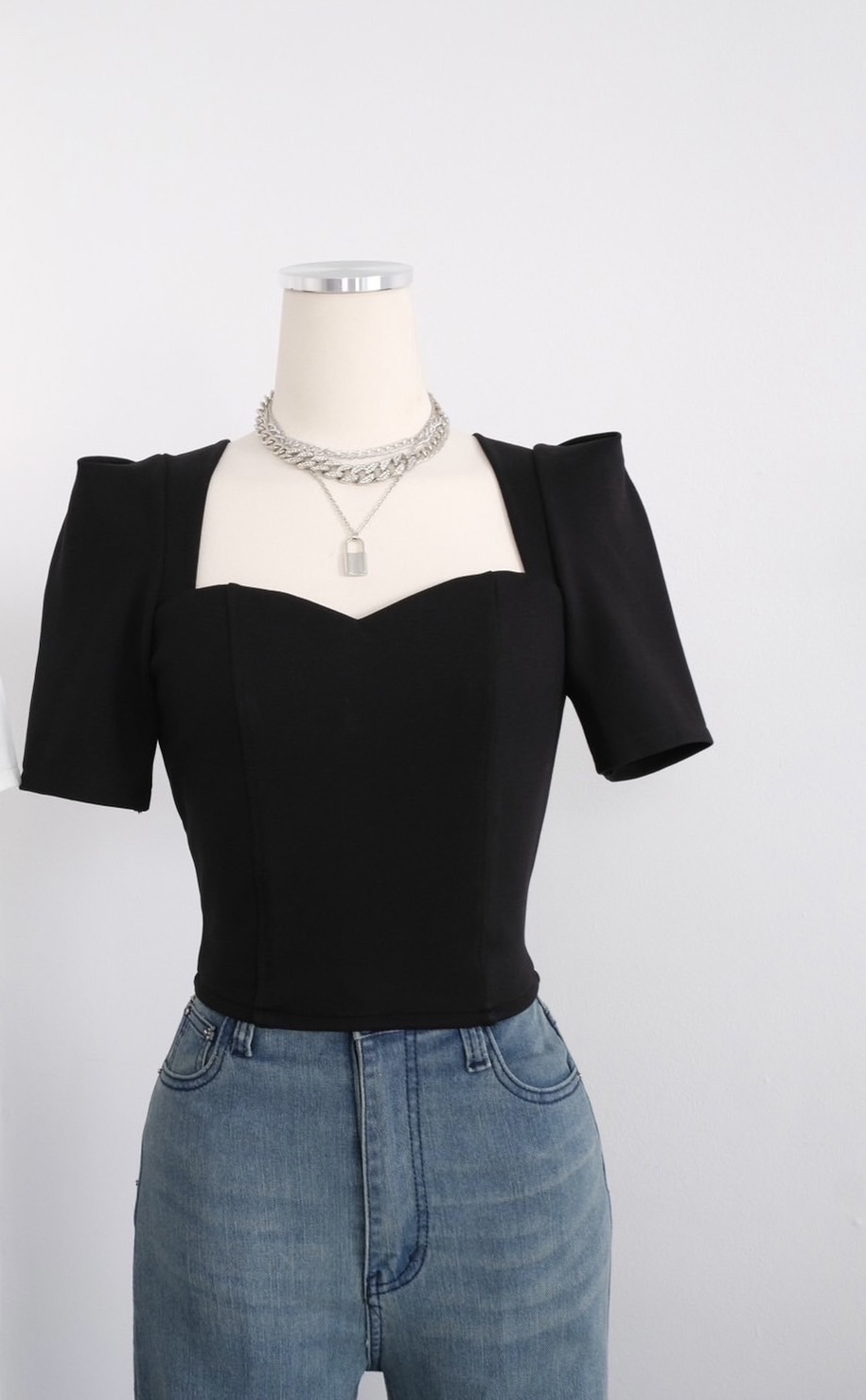 Noir Grace Top-Black